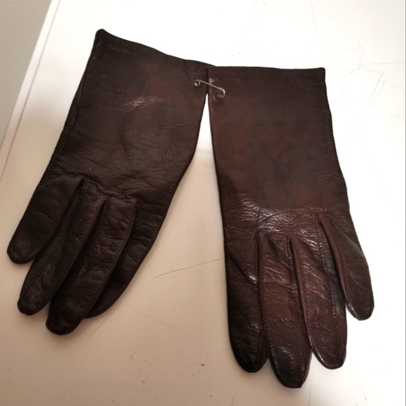 Accessories - Leather Gloves, made in Italy